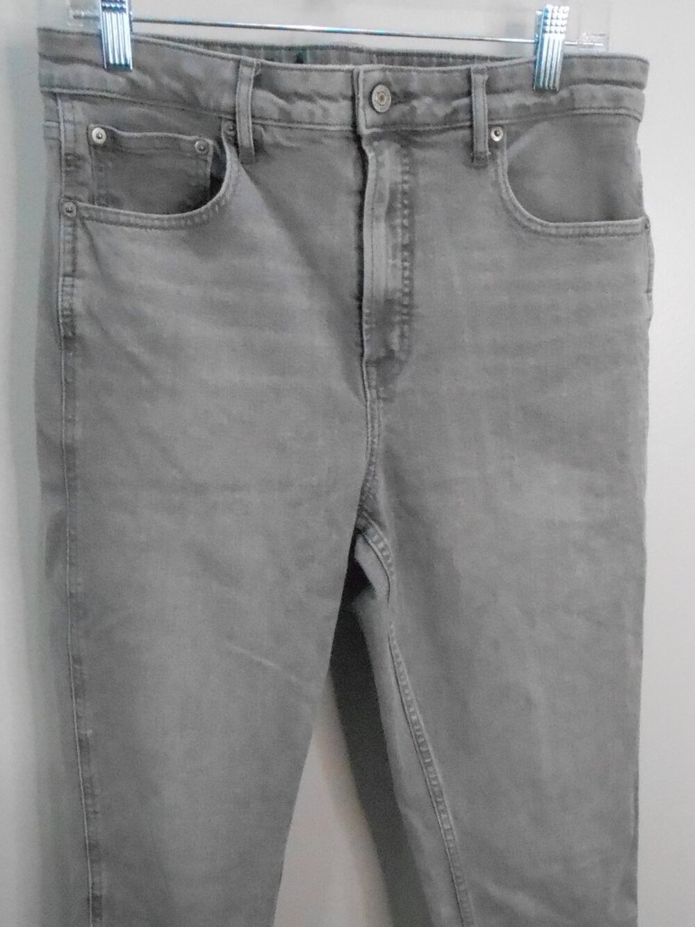 GAP Women's Light Gray Vintage Slim Sky High 5 Pocket Distressed Jeans Sz-32/14R